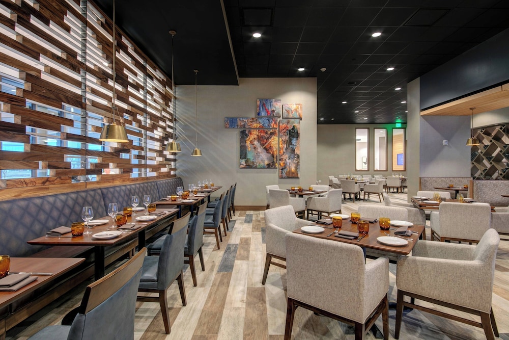 Marriott Dallas Allen Hotel & Convention Center - photo 28