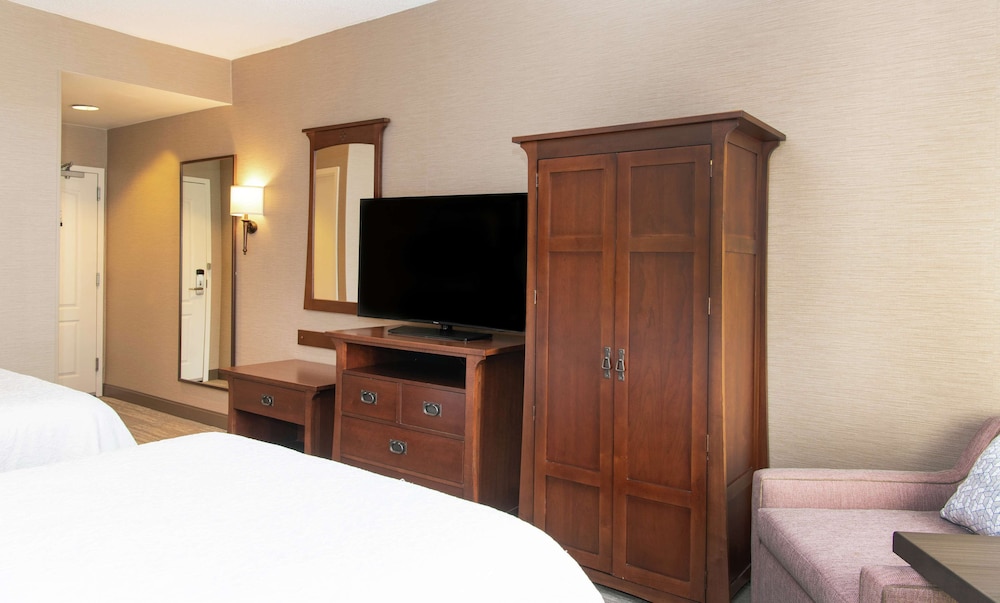 Hampton Inn & Suites Rochester Victor - photo 10