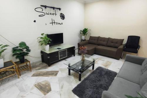 66 Homestay 5 Min to Leaning Tower in Teluk Intan, Malaysia