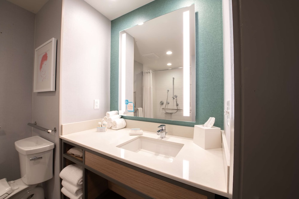 Hilton Garden Inn Asheville South - photo 30