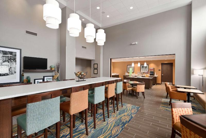 Hampton Inn & Suites Deland - photo 108