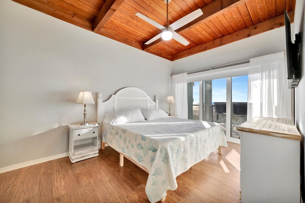 Irb Sun Place — hotel in Indian Shores