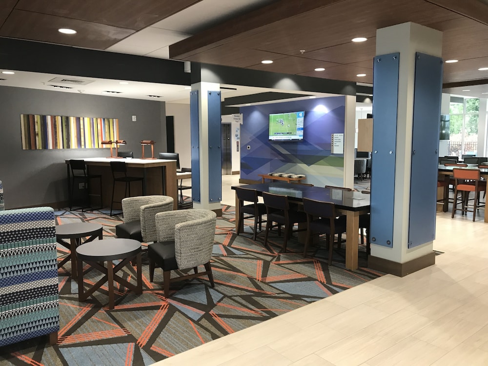 Holiday Inn Express & Suites Greenville SE Simpsonville by IHG - photo 2