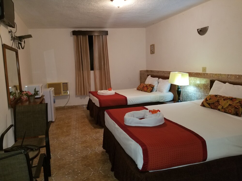Hotel Jaclef Plaza in Jacmel, Haiti
