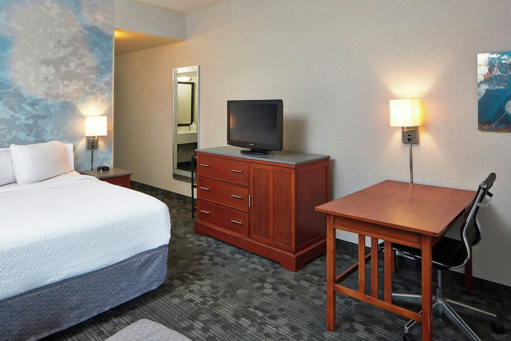 Courtyard by Marriott Bloomington by Mall of America - photo 9