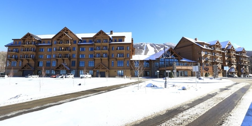 Burke Mountain Hotel - photo 40