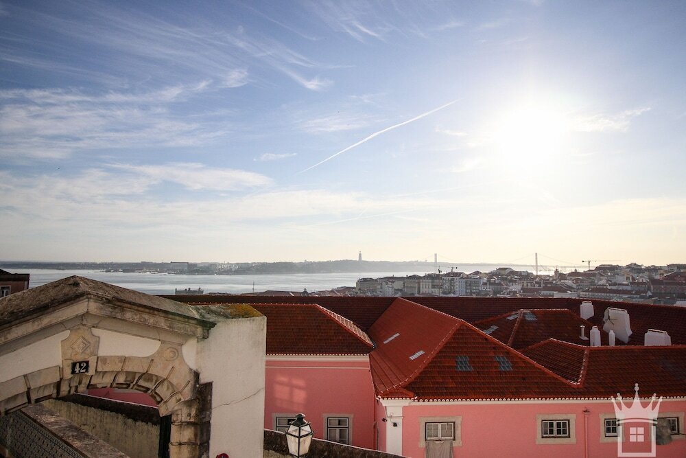 Costa do Castelo — 4-Star Luxury Hotel in Lisbon, Portugal
