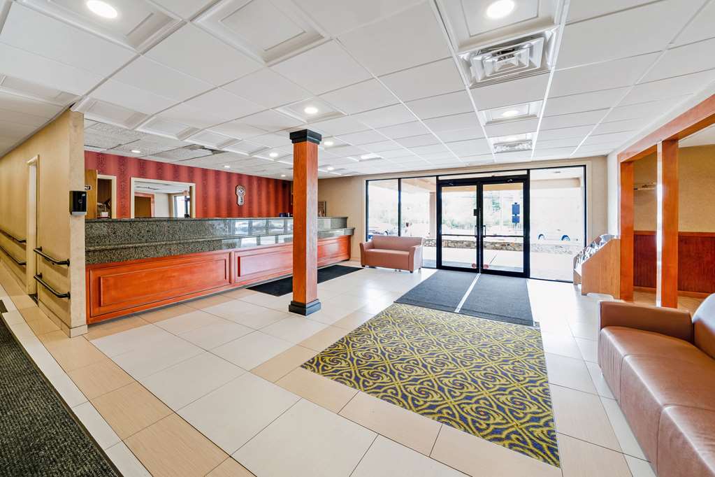 Americas Best Value Inn Foxboro - photo 13