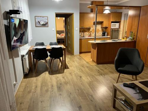 Let's stay on the street Helicopter 4 2 — hotel in Lyubertsy