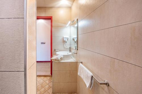 Denis hotel