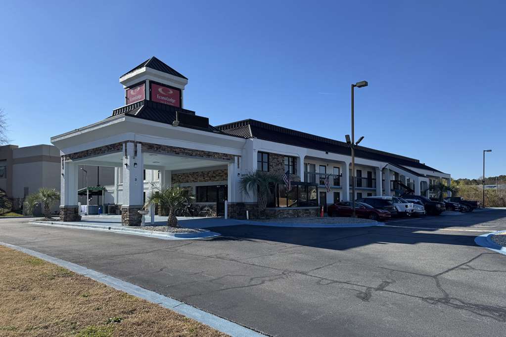Econo Lodge Inn & Suites Georgia - photo 2
