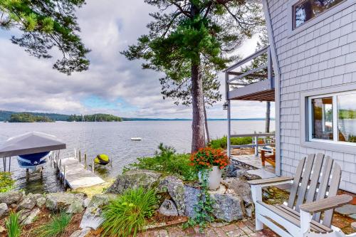Perfect Family Getaway Minge Cove Alton — 4-Star Luxury Hotel in Laconia, United States