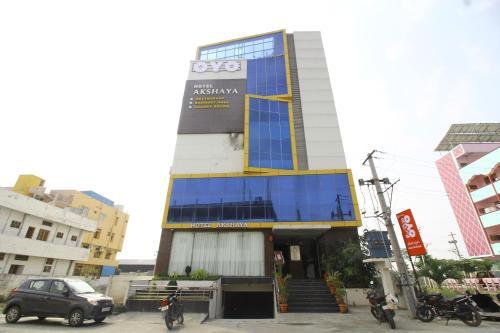 Oyo 27022 Akshaya in Karimnagar, India