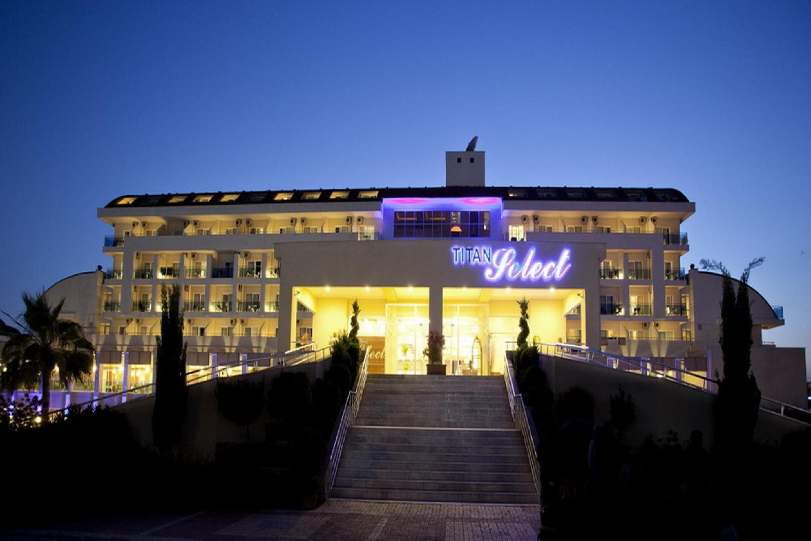 Titan Select Hotel — 5-Star Luxury Hotel in Alanya, Turkey
