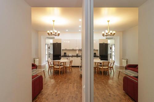 Charming 2BR Apartment in OldTbilisi