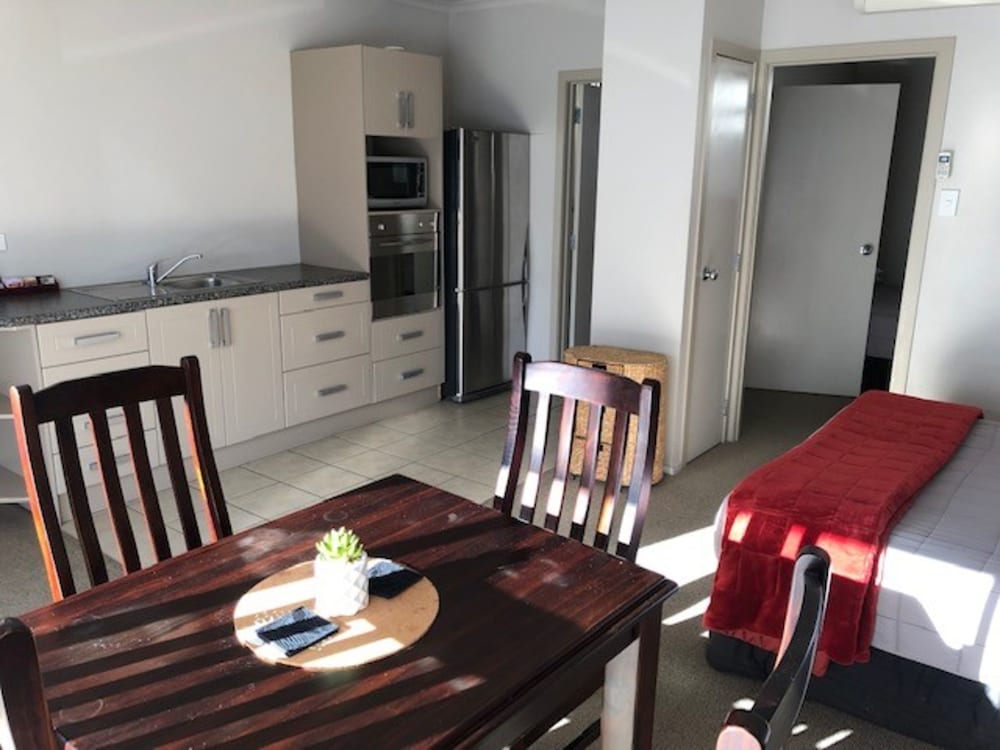 Absolute Lakeview Motel in Taupo, New Zealand