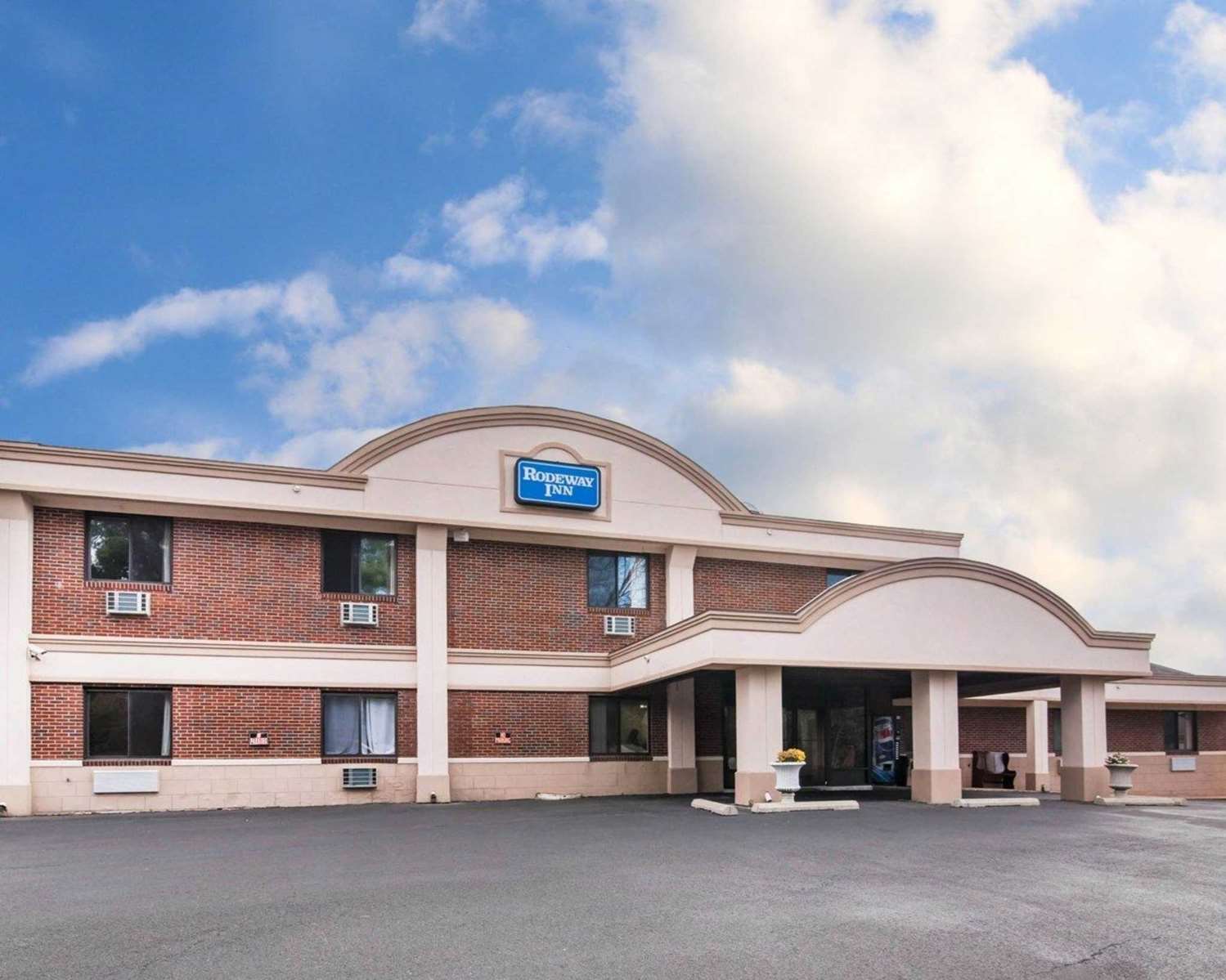 Kingston Motel - photo 2