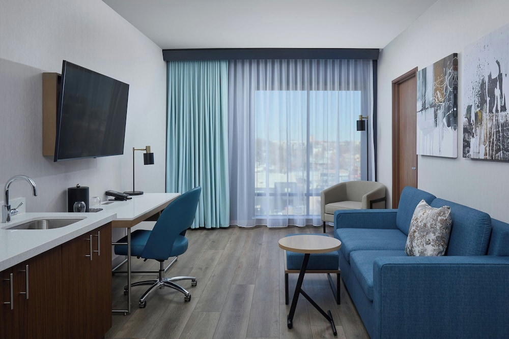 Courtyard by Marriott Denver Downtown West - photo 23