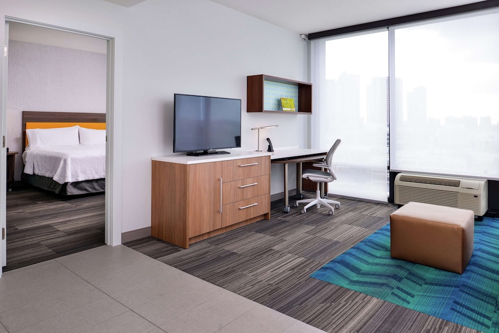 Home2 Suites by Hilton Tampa Downtown Channel District - photo 13