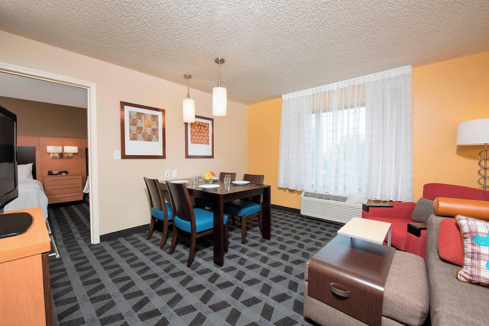 TownePlace Suites by Marriott Kalamazoo - photo 4