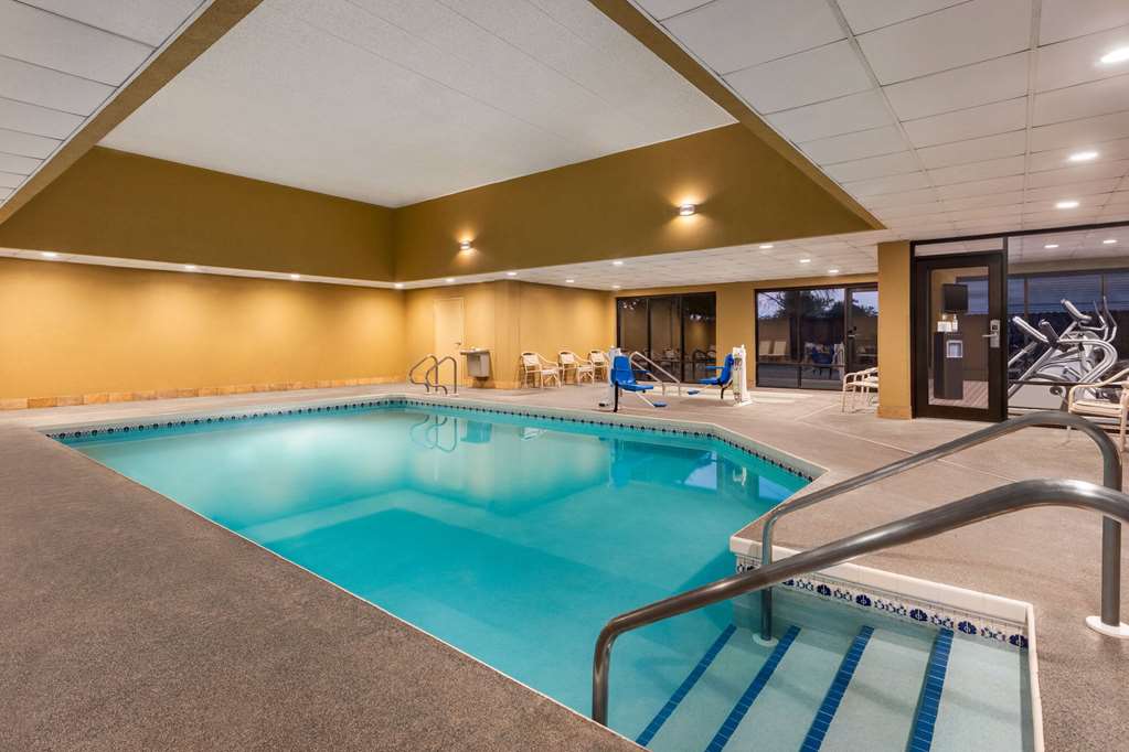 AmericInn by Wyndham Madison West - photo 10