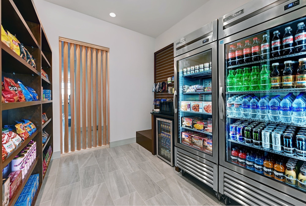 Holiday Inn Express & Suites Houston Memorial City Centre by IHG - photo 24