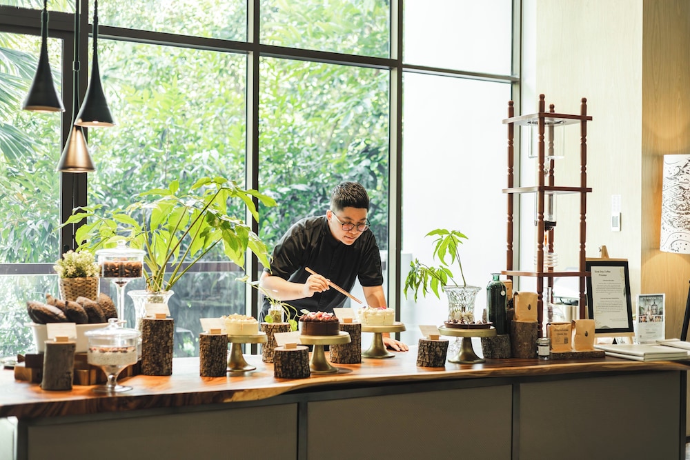 מזון ומשקאות