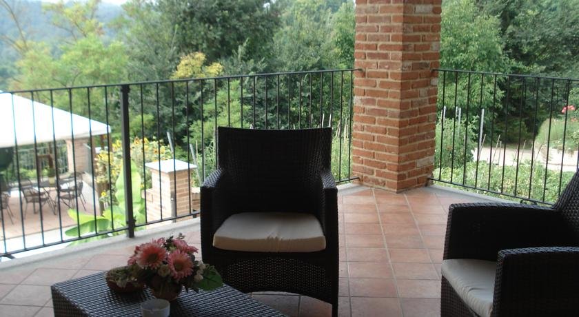 Cà del Crutin — 4-Star Luxury Hotel in Monteu Roero, Italy
