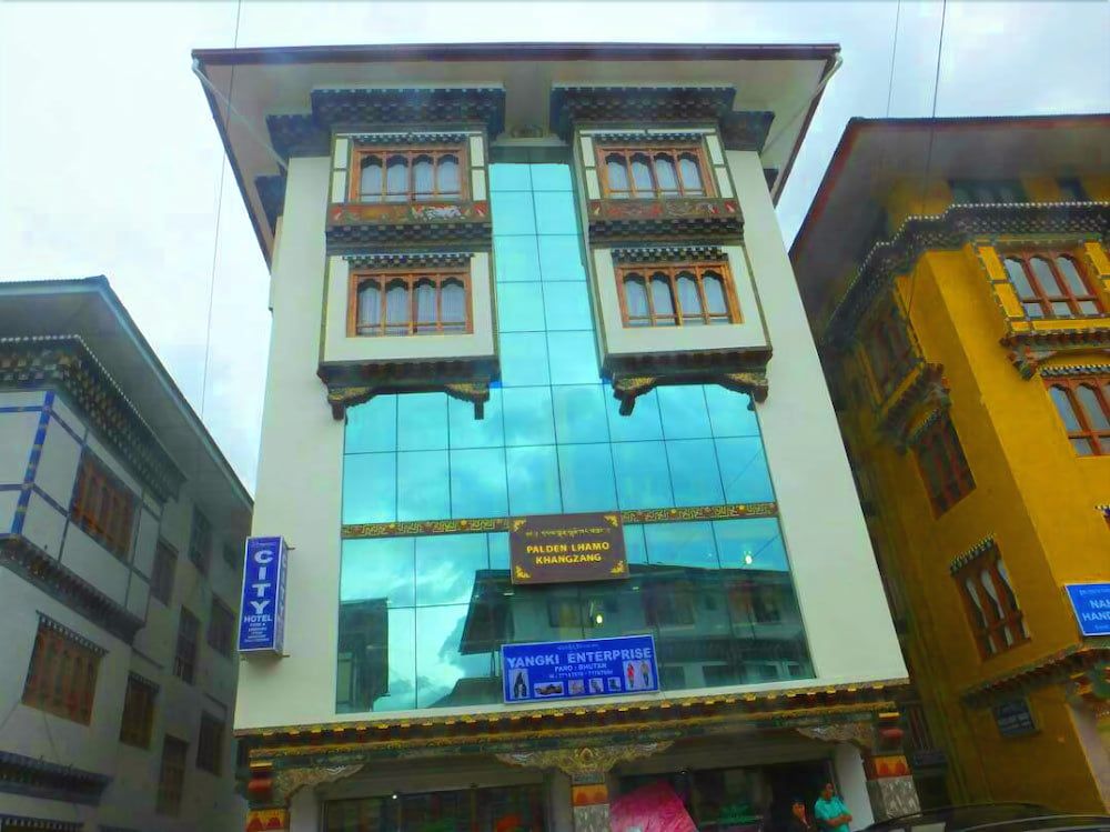 City Hotel — hotel in Paro