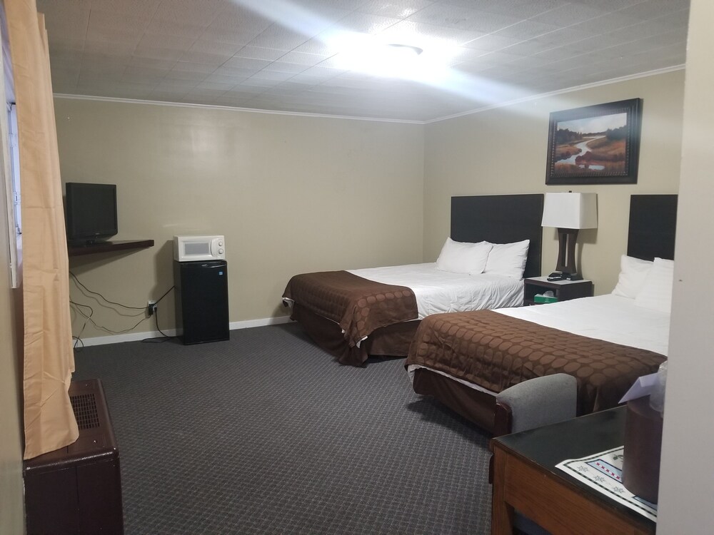 Fiesta City Motel - photo 27
