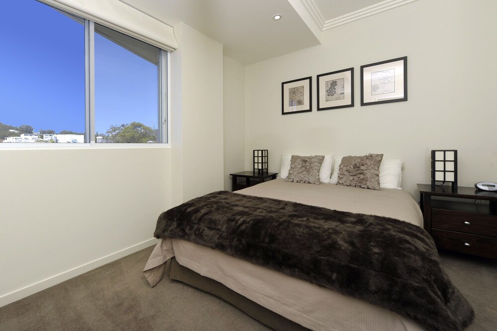 Oasis Unit 9 5 Laman Street — Nelson Bay — photo 2