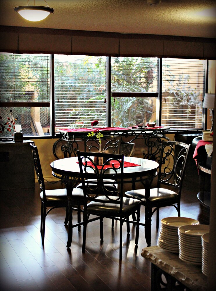 Hotel Elegante Conference & Event Center Colorado Springs - photo 46