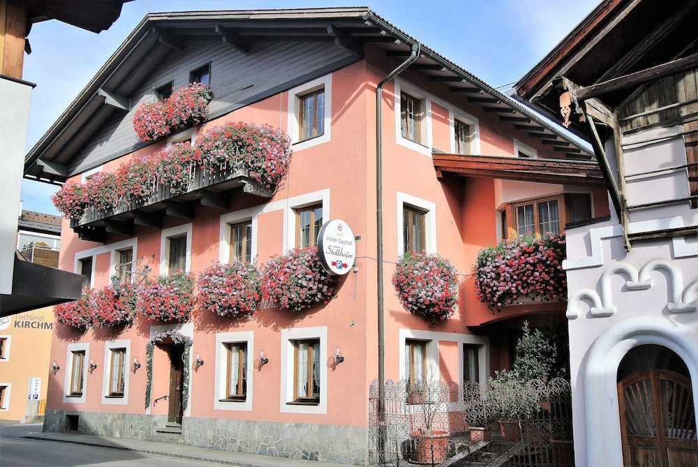 Gasthof Zum Stollhofer pet-friendly hotel Inzing