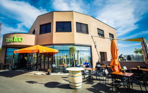 Cafe Restaurant LEO — hotel near Graz Airport