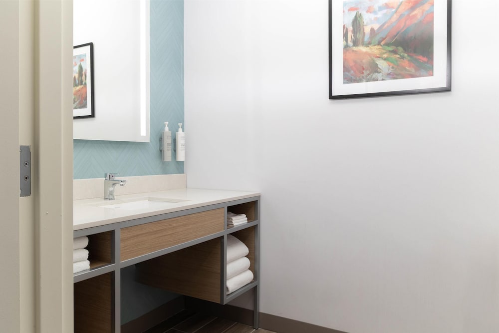 Hilton Garden Inn Ontario Rancho Cucamonga - photo 29