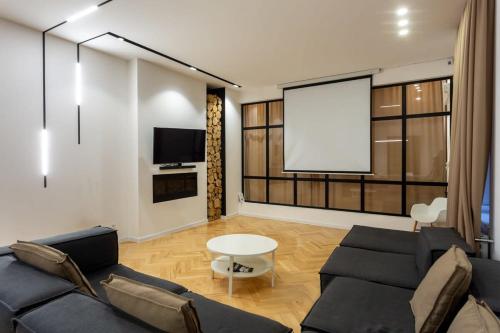 Super Cozy Stylish Apartment For 4 In Tbilisi