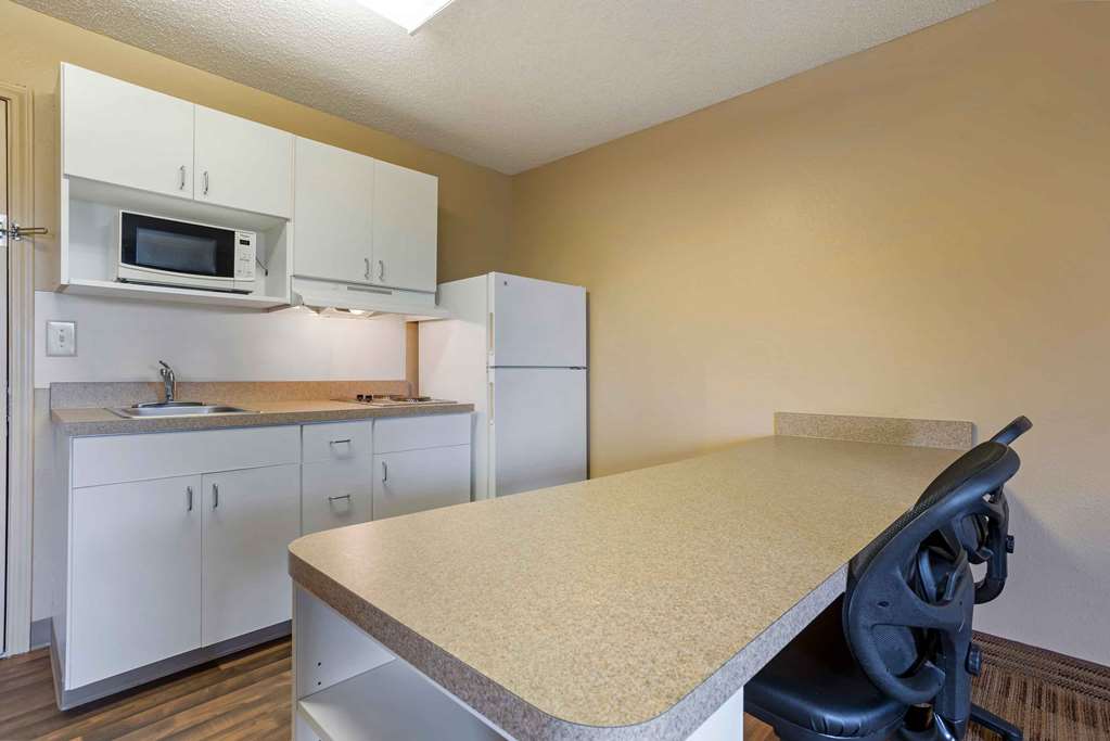 Extended Stay America Select Suites Houston Sugar Land - photo 44