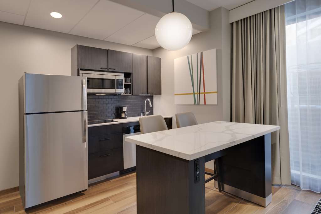 Hyatt House LAX Century Blvd - photo 15