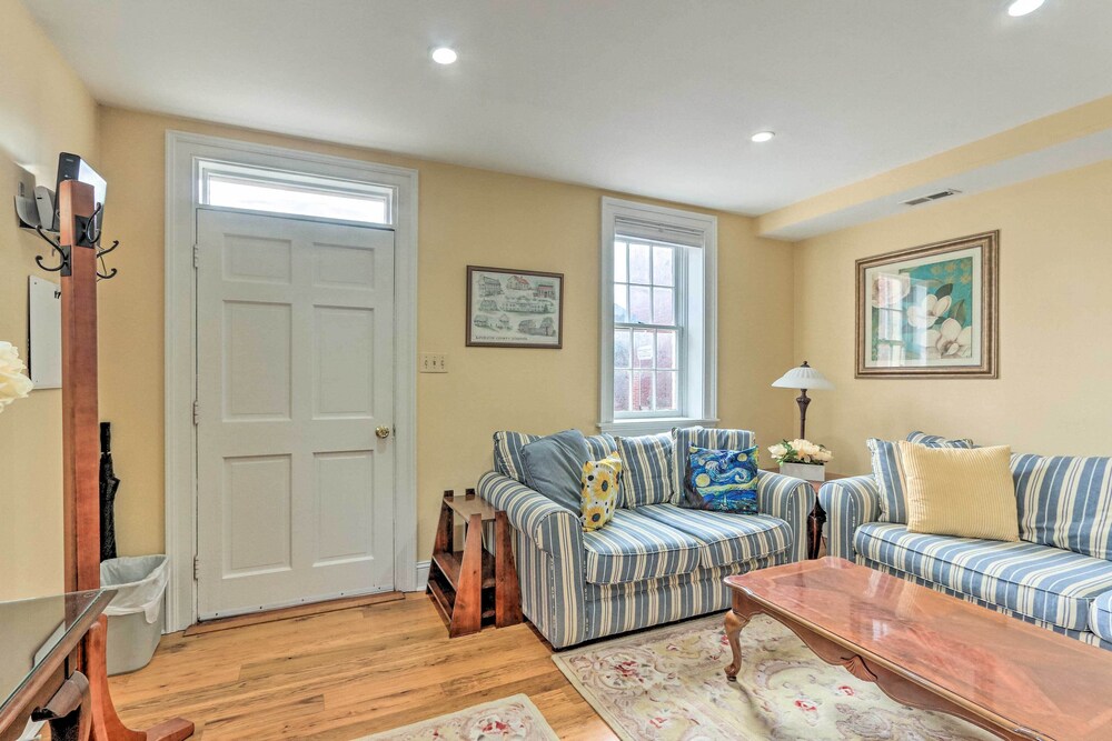 Townhome in Leesburg Historic District - photo 2