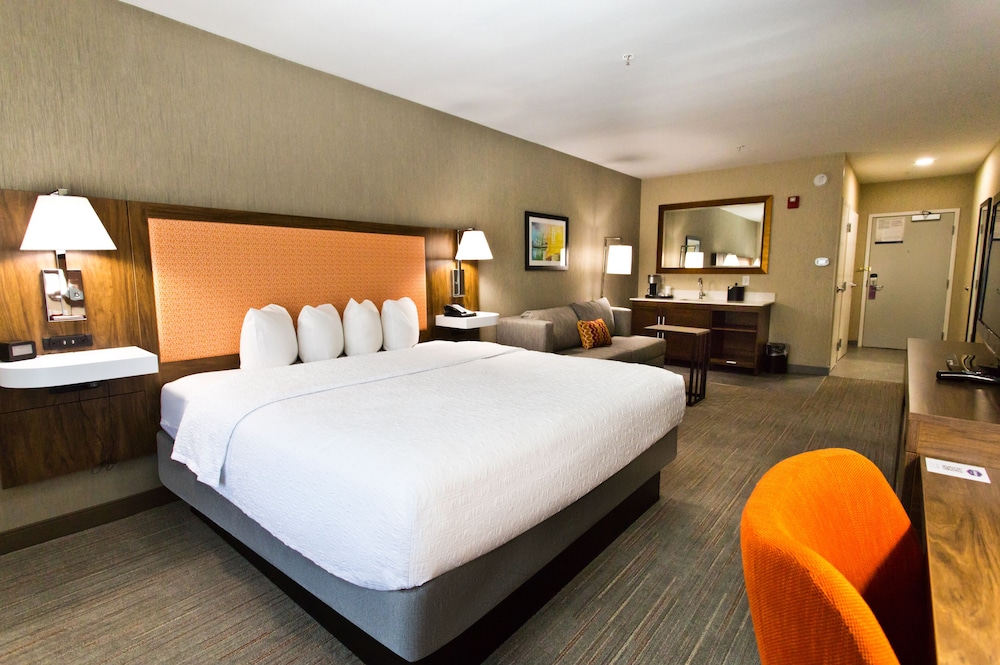 Hampton Inn & Suites Sacramento Cal Expo - photo 7
