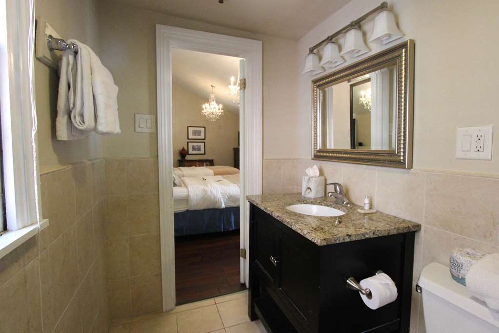 Andrew Jackson Hotel a French Quarter Inns Hotel - photo 11