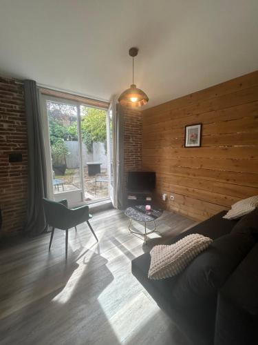 Le Cosy Balat Biel Rdc Jardin Spacieux in Grisolles, France