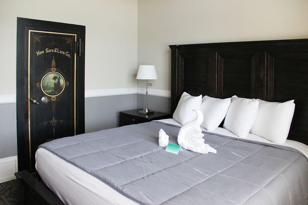 City Hall Grand Hotel - photo 7