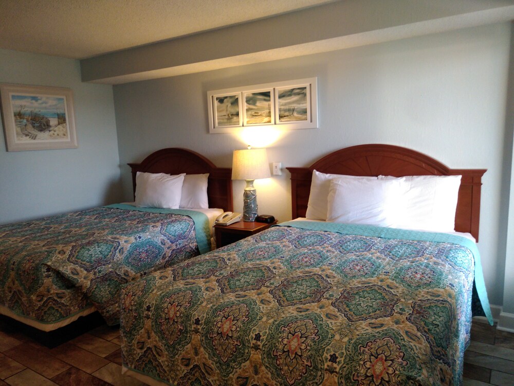 Boardwalk Resort by Hosteeva - photo 28