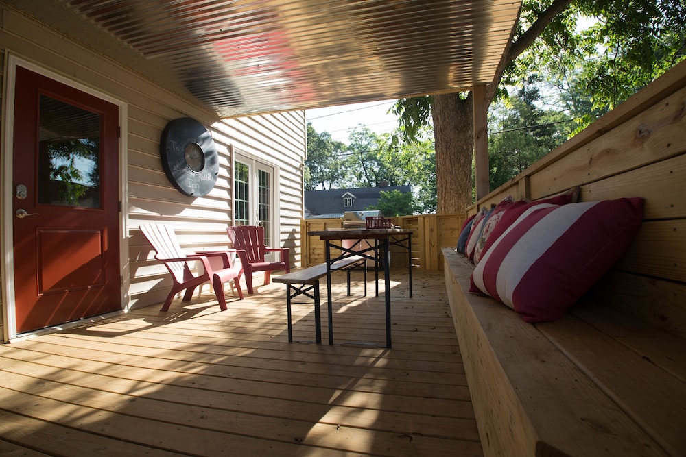 Swamp Rabbit Inn - photo 84