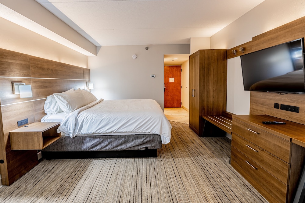 Holiday Inn Express Indianapolis South by IHG - photo 23