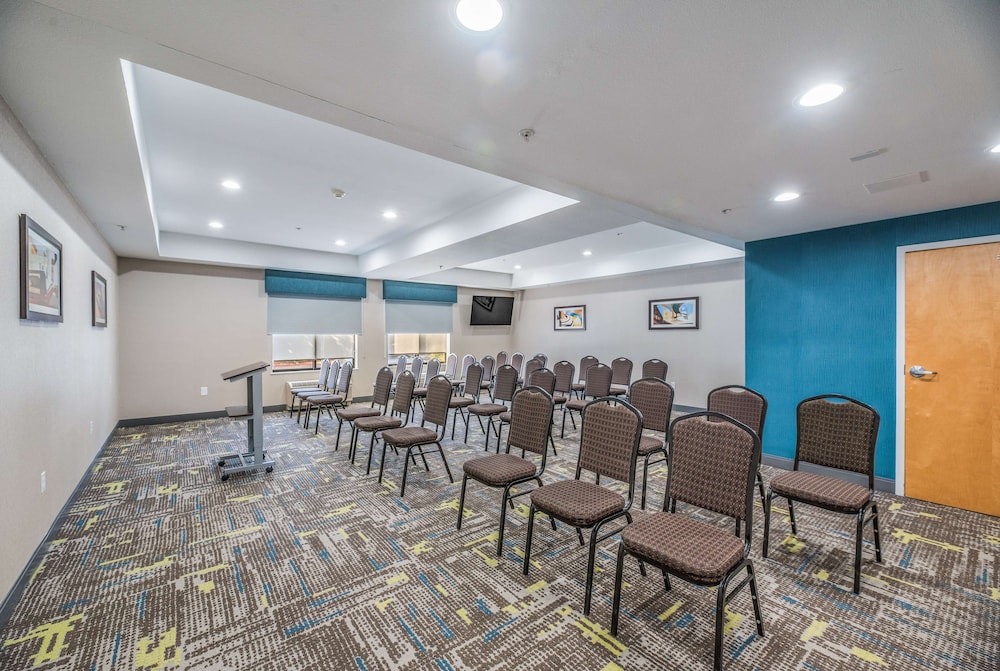 Hampton Inn Oakland Hayward - photo 27
