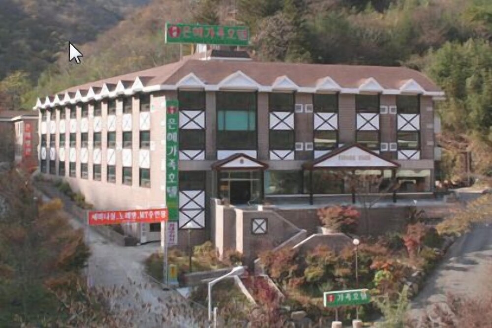Eunhye Family Hotel in Jangseong, South Korea