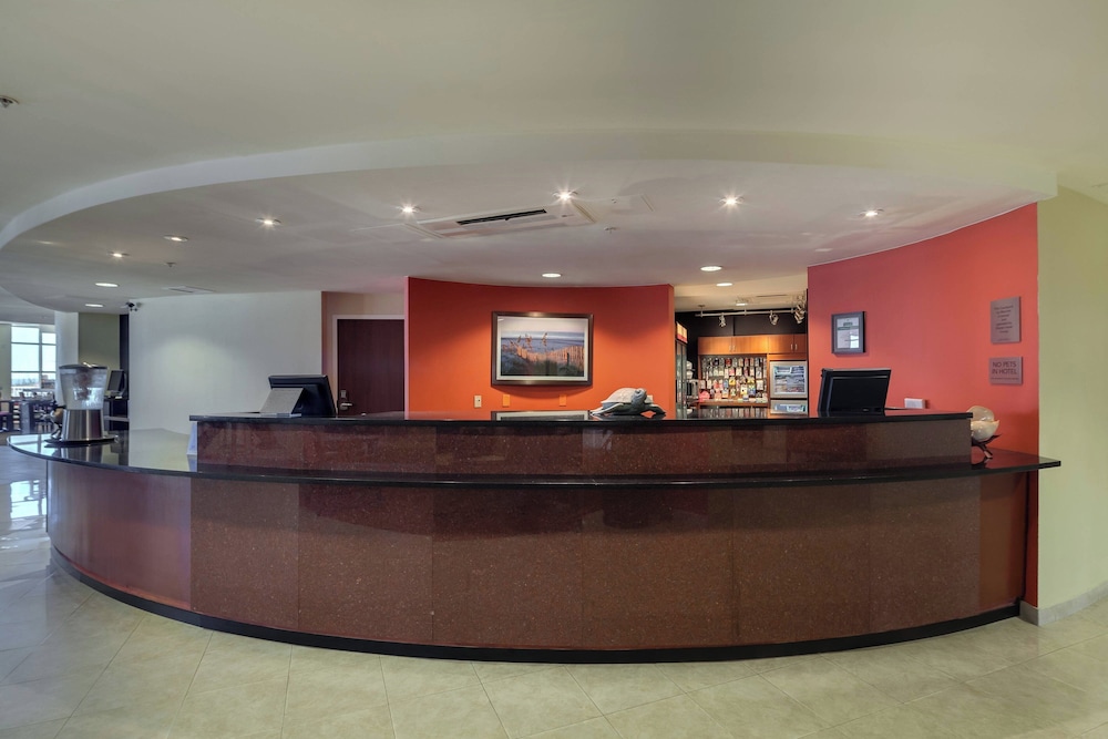 Courtyard by Marriott Jacksonville Beach Oceanfront - photo 4