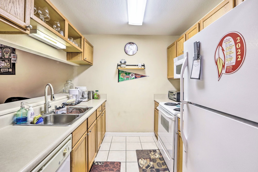 Tallahassee Townhome 4 Mi to College Town - photo 2